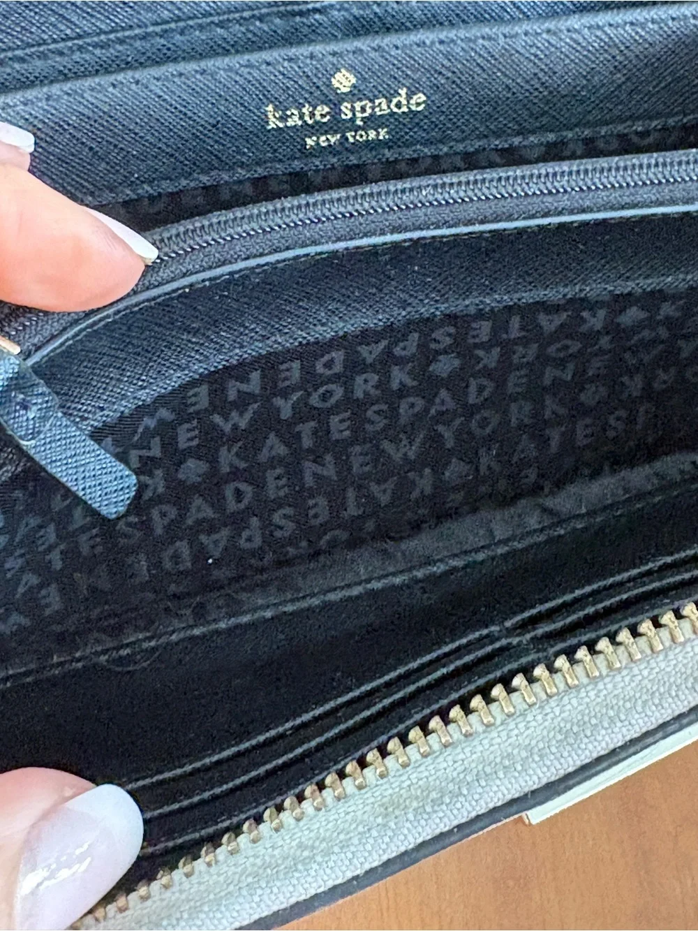 Kate Spade Wallet Beige Black Laurel Way Neda Zip Around Continental WLRU2670